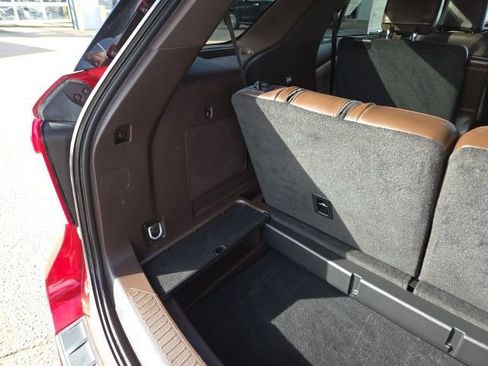 Certified 2024 Ford Explorer King Ranch w/ Technology Package image 10