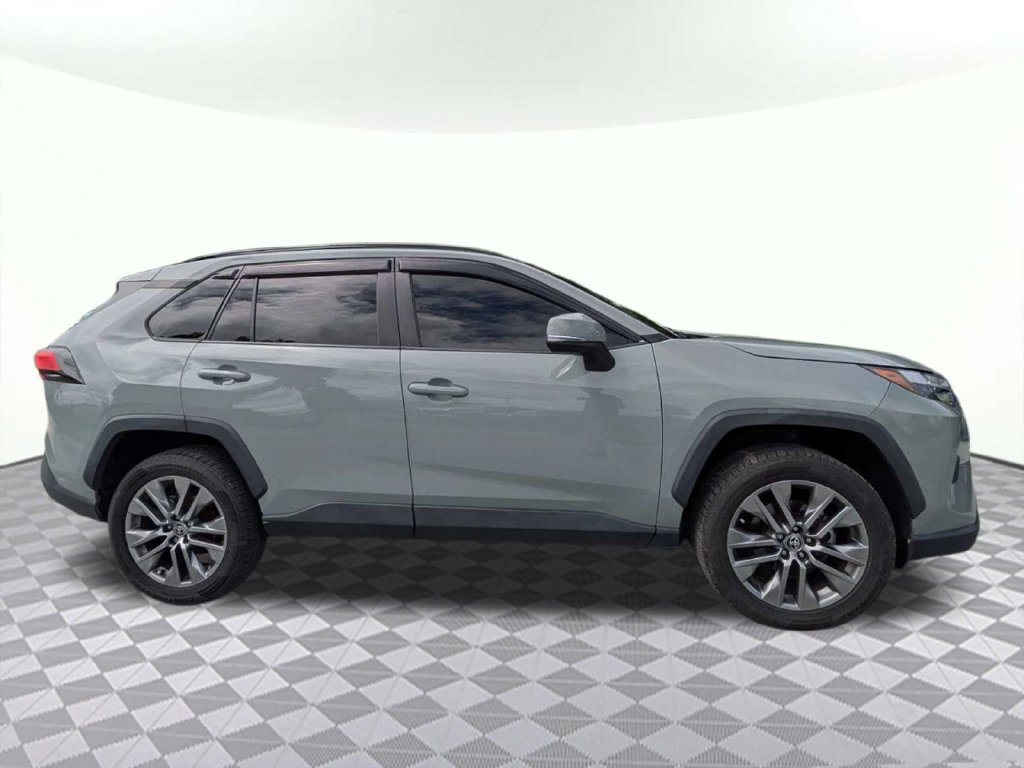 Used 2023 Toyota RAV4 XLE Premium FWD image 2