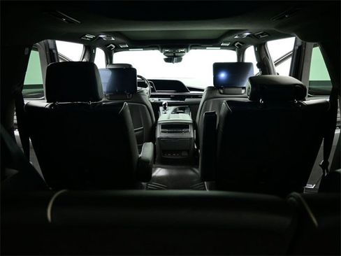 Used 2023 Cadillac Escalade ESV V image 45