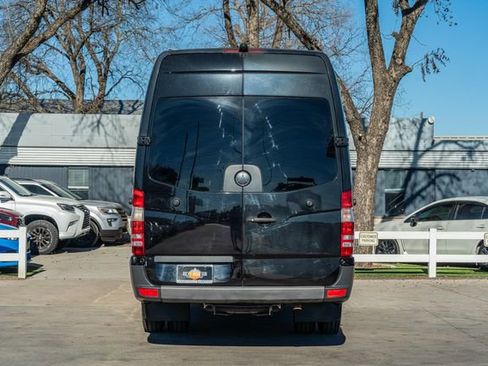 Used 2016 Mercedes-Benz Sprinter 3500 image 5