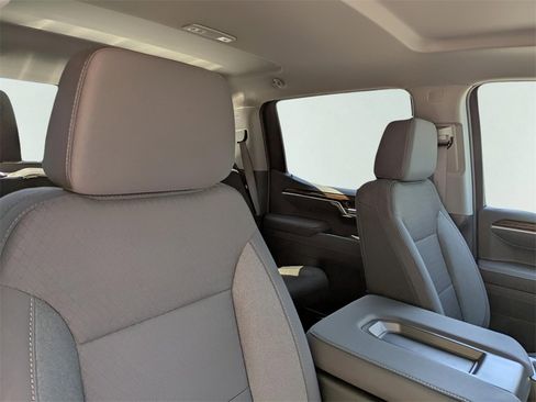 New 2026 GMC Sierra 1500 Elevation image 11