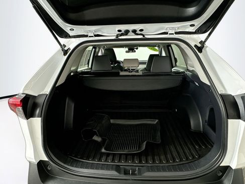 Used 2019 Toyota RAV4 XLE AWD/4WD image 23