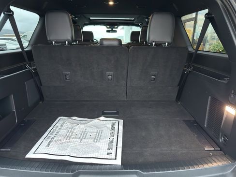 Used 2023 Ford Expedition Max Platinum image 19