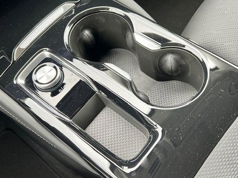 Used 2025 Buick Envision Sport Touring image 23