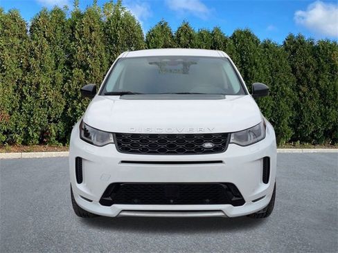 Used 2025 Land Rover Discovery Sport S image 2