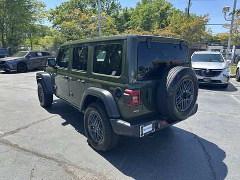 Used 2024 Jeep Wrangler Sport S AWD/4WD image 7