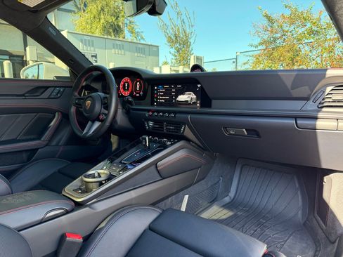 Used 2026 Porsche 911 Carrera GTS image 29