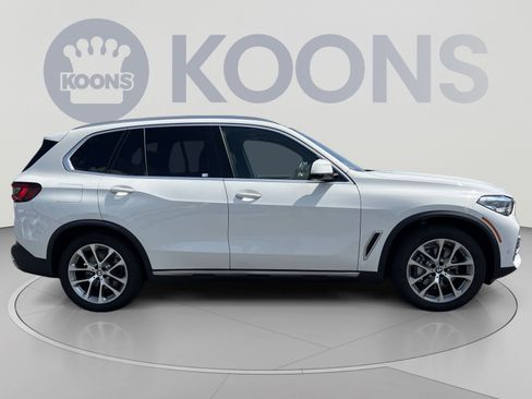 Used 2023 BMW X5 xDrive40i w/ Premium Package AWD/4WD image 8
