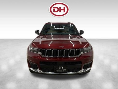 Used 2023 Jeep Grand Cherokee L Limited w/ Luxury Tech Group II image 8