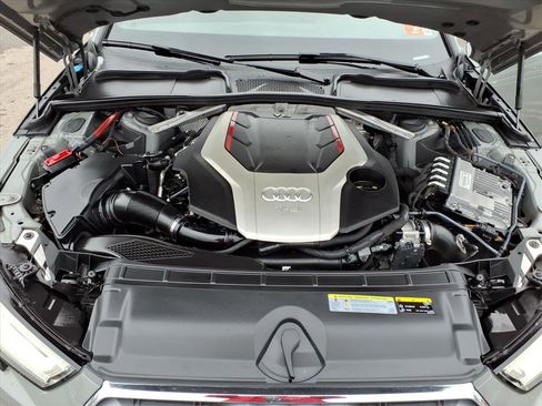 Used 2019 Audi S4 Premium w/ Convenience Package image 9