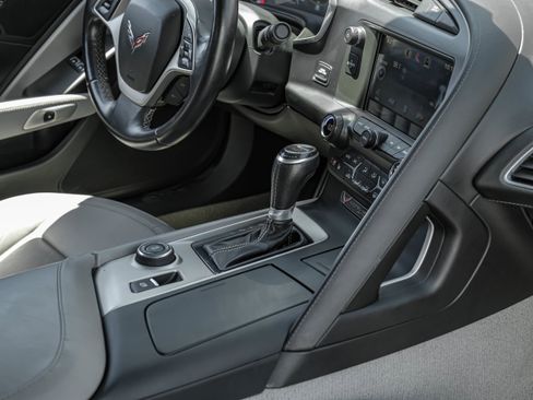 Used 2015 Chevrolet Corvette Stingray Convertible w/ 2LT Preferred Equipment Group RWD image 33