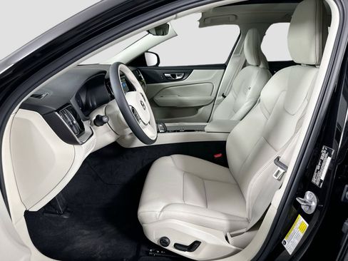 New 2025 Volvo S60 B5 Plus w/ Climate Package image 15