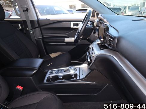 Used 2021 Ford Explorer XLT AWD/4WD image 24