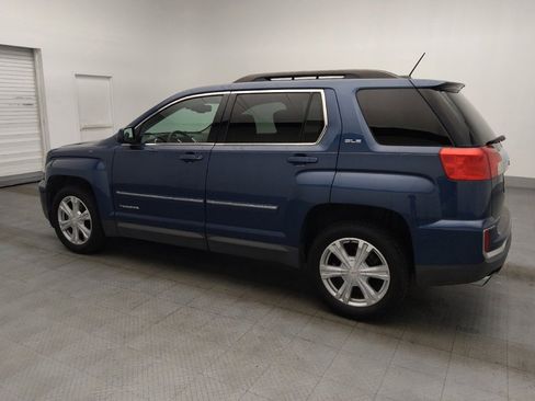 Used 2016 GMC Terrain SLE w/ Convenience Package FWD image 3
