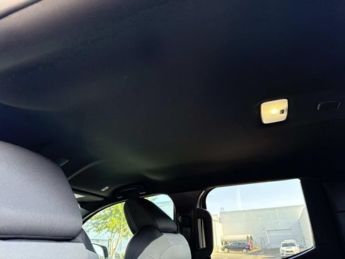 Used 2025 Toyota Tacoma TRD Sport AWD/4WD image 22