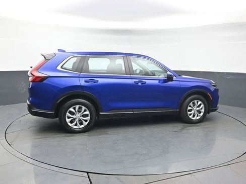 Used 2023 Honda CR-V LX image 7