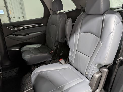 Used 2020 Buick Enclave Premium w/ Sun and Sites Package image 16