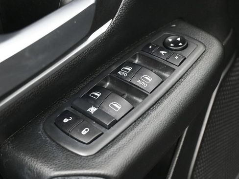 Used 2021 RAM 1500 Big Horn RWD image 14