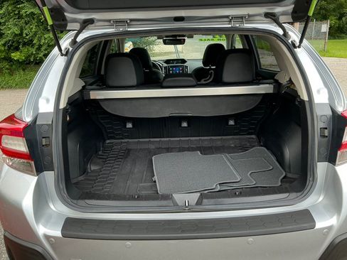 Used 2019 Subaru Crosstrek 2.0i Limited w/ Moonroof Package w/Navigation AWD/4WD image 22