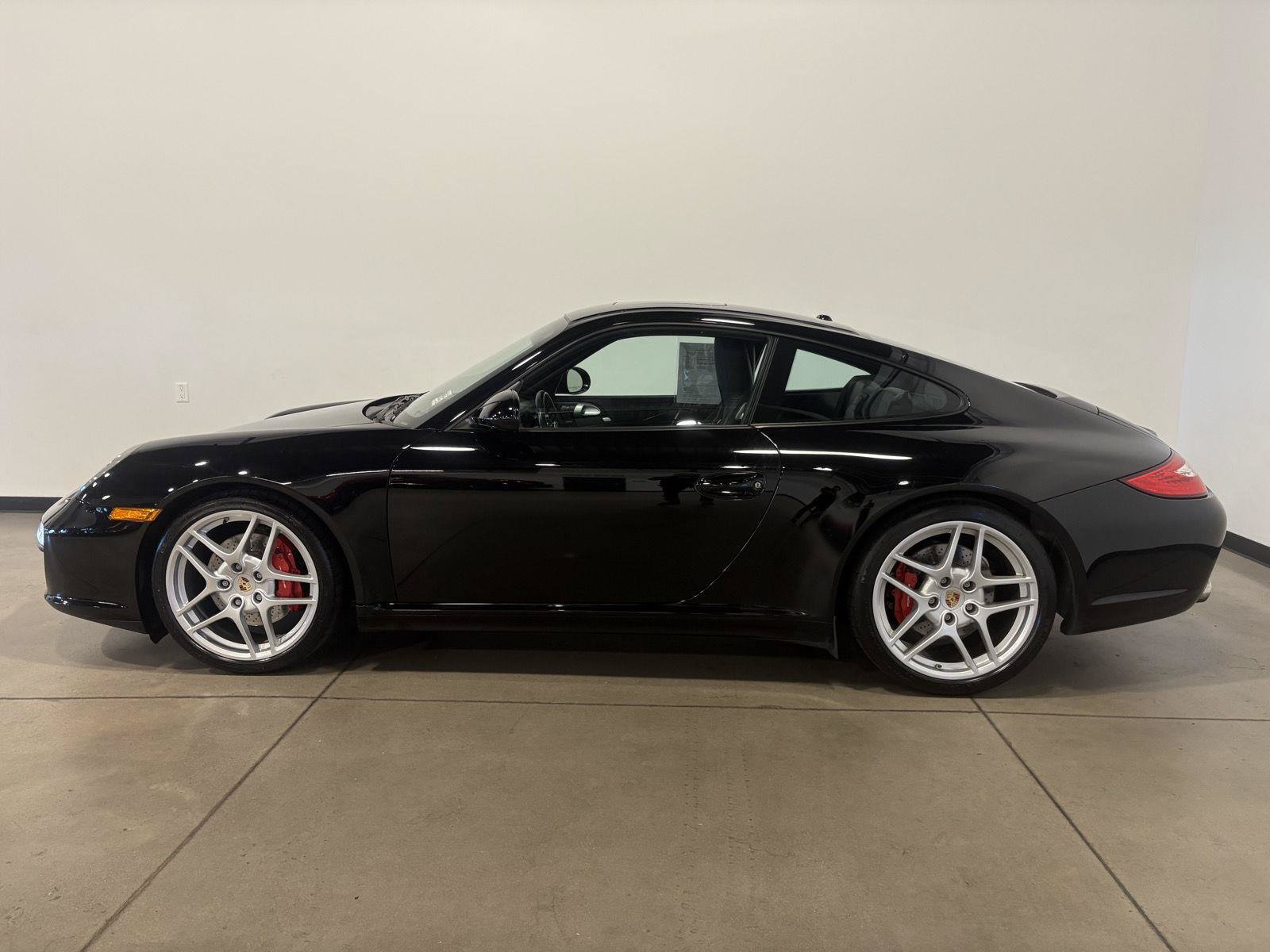 Used 2011 Porsche 911 Carrera S RWD image 7