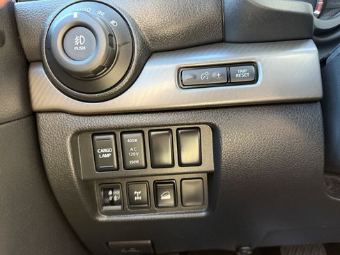 Used 2024 Nissan Titan PRO-4X w/ Pro-4x Convenience Package image 31