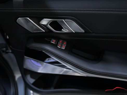 Used 2024 BMW ALPINA XB7 image 60