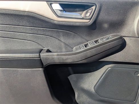 Used 2021 Ford Escape SE w/ Convenience Package image 28