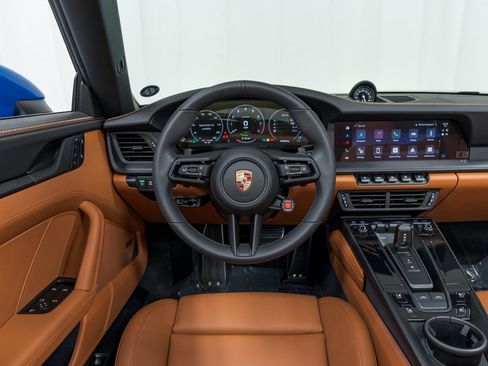 Used 2026 Porsche 911 Targa 4 GTS image 23