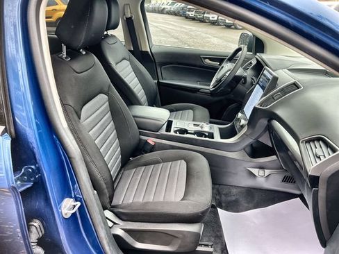 Used 2024 Ford Edge SE image 25
