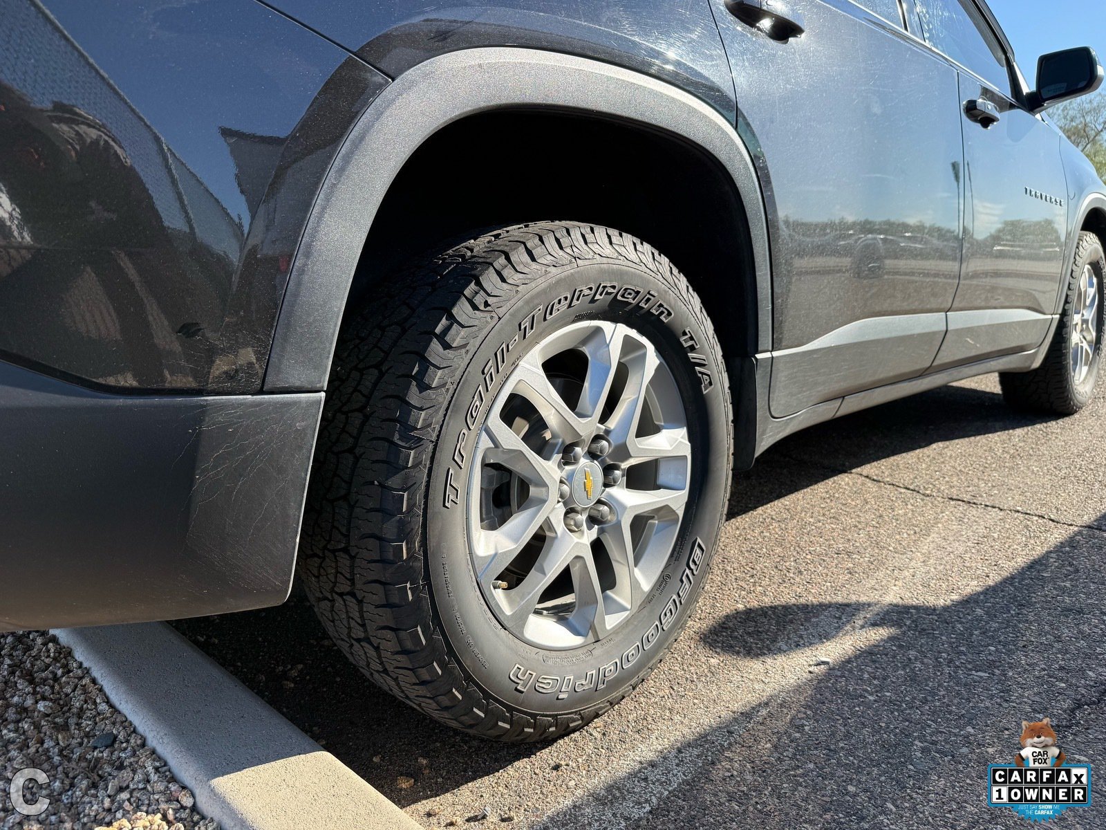 Used 2023 Chevrolet Traverse LS FWD image 21