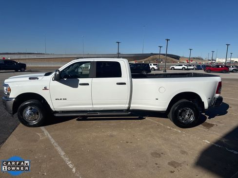 Used 2024 RAM 3500 Big Horn AWD/4WD image 6