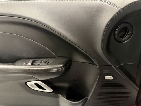 Used 2020 Dodge Challenger SXT w/ Plus Package image 18