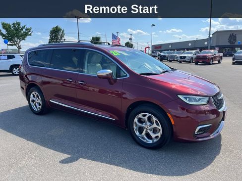 Used 2021 Chrysler Pacifica Limited w/ Premium & Safety Sphere Group AWD/4WD image 9