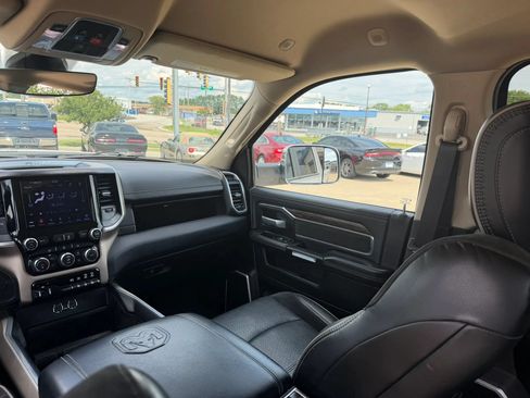 Used 2019 RAM 2500 Laramie w/ Cold Weather Group AWD/4WD image 57