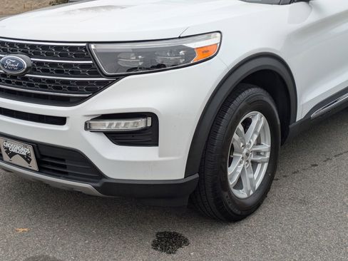 Used 2021 Ford Explorer XLT w/ Equipment Group 202A image 10