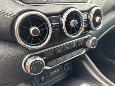 Certified 2024 Nissan Sentra SV image 17