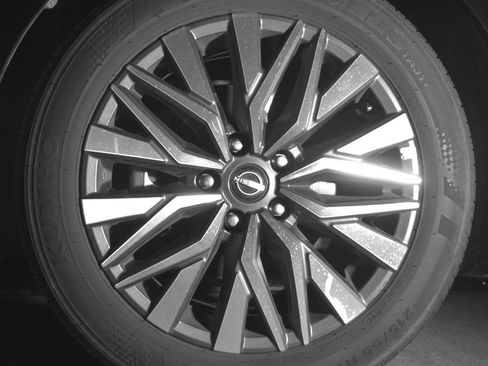 Used 2025 Nissan Altima 2.5 SV image 12