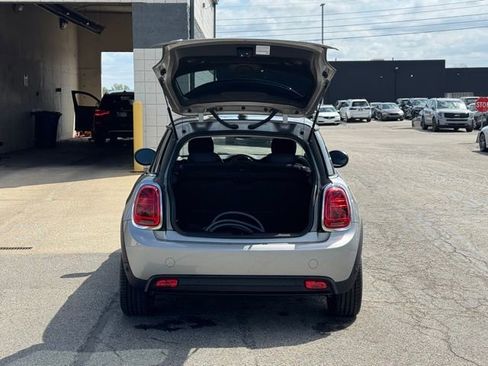 Certified 2024 MINI Cooper SE image 31