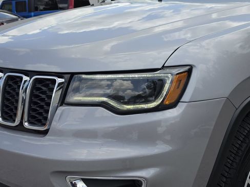 Certified 2020 Jeep Grand Cherokee Limited w/ Luxury Group II AWD/4WD image 7