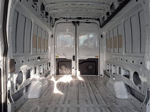 Used 2022 Ford Transit 250 148 High Roof Extended image 25