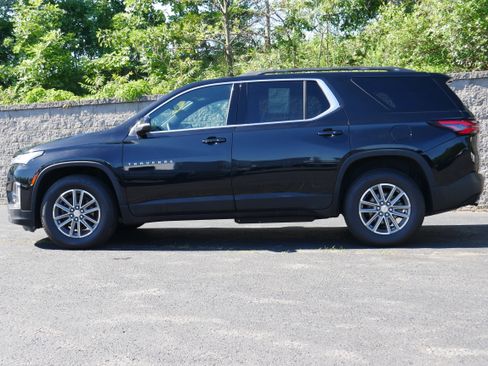 Certified 2024 Chevrolet Traverse LT AWD/4WD image 3