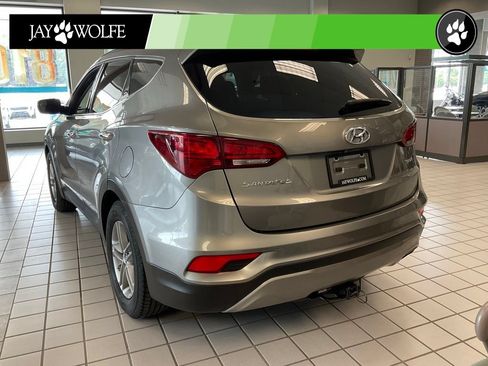 Used 2017 Hyundai Santa Fe Sport w/ 2.4L Value Package 06 FWD image 5