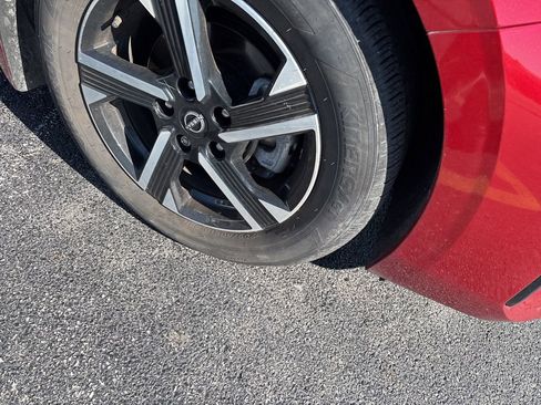 Certified 2024 Nissan Sentra SV image 5