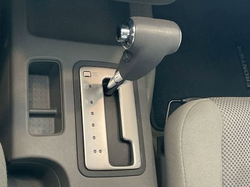 Used 2017 Nissan Frontier SV w/ SV Value Truck Package image 19