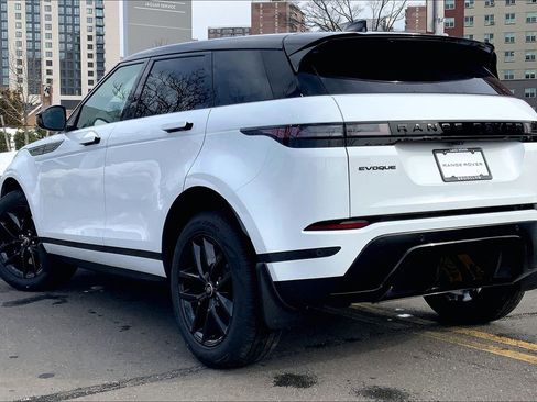 New 2026 Land Rover Range Rover Evoque S image 12