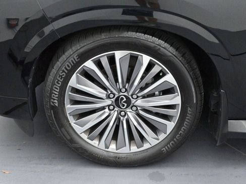 Used 2025 INFINITI QX80 Luxe w/ Exterior Package AWD/4WD image 34
