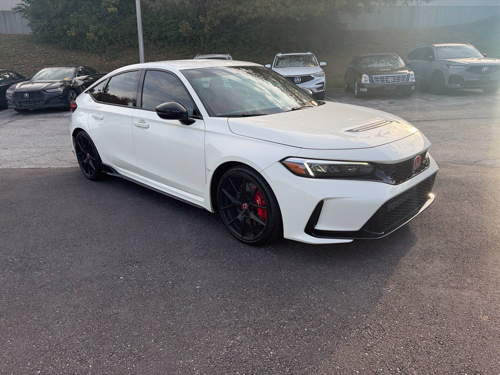 Used 2025 Honda Civic Type R image 3