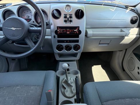 Used 2008 Chrysler PT Cruiser image 17