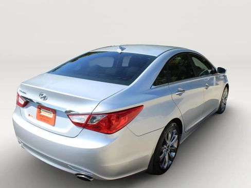 Used 2012 Hyundai Sonata SE FWD image 9