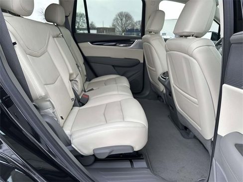 Certified 2023 Cadillac XT6 Premium Luxury image 24